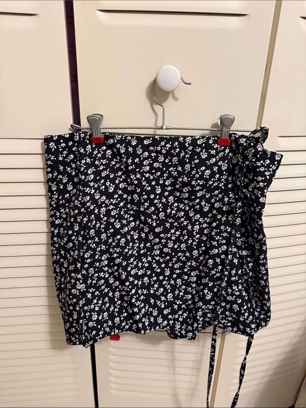 Black Floral Wrap Mini Skort- SHEIN
